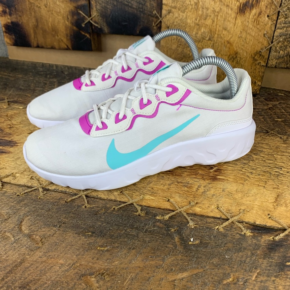 Sneakers Women's Nike Explore Strada White Canvas Low CD7091 100 Sz 8.5